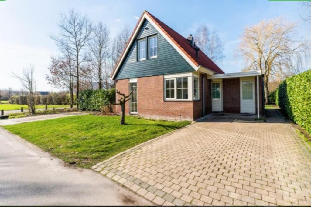 Comfort Villa For 8 People Zeewolde Eksteriør billede