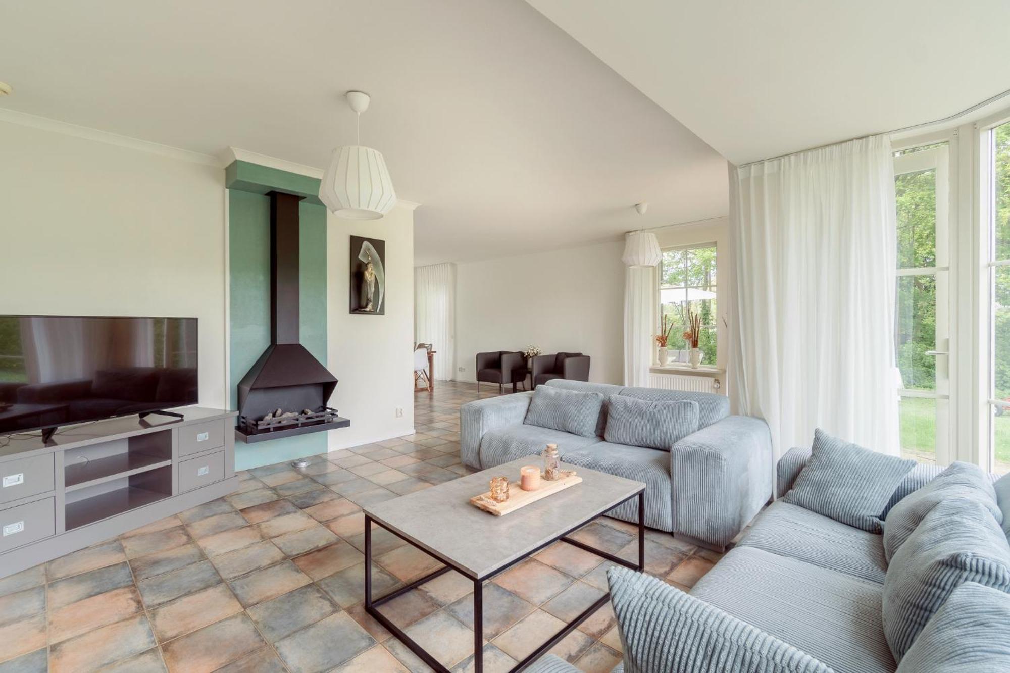 Comfort Villa For 8 People Zeewolde Eksteriør billede