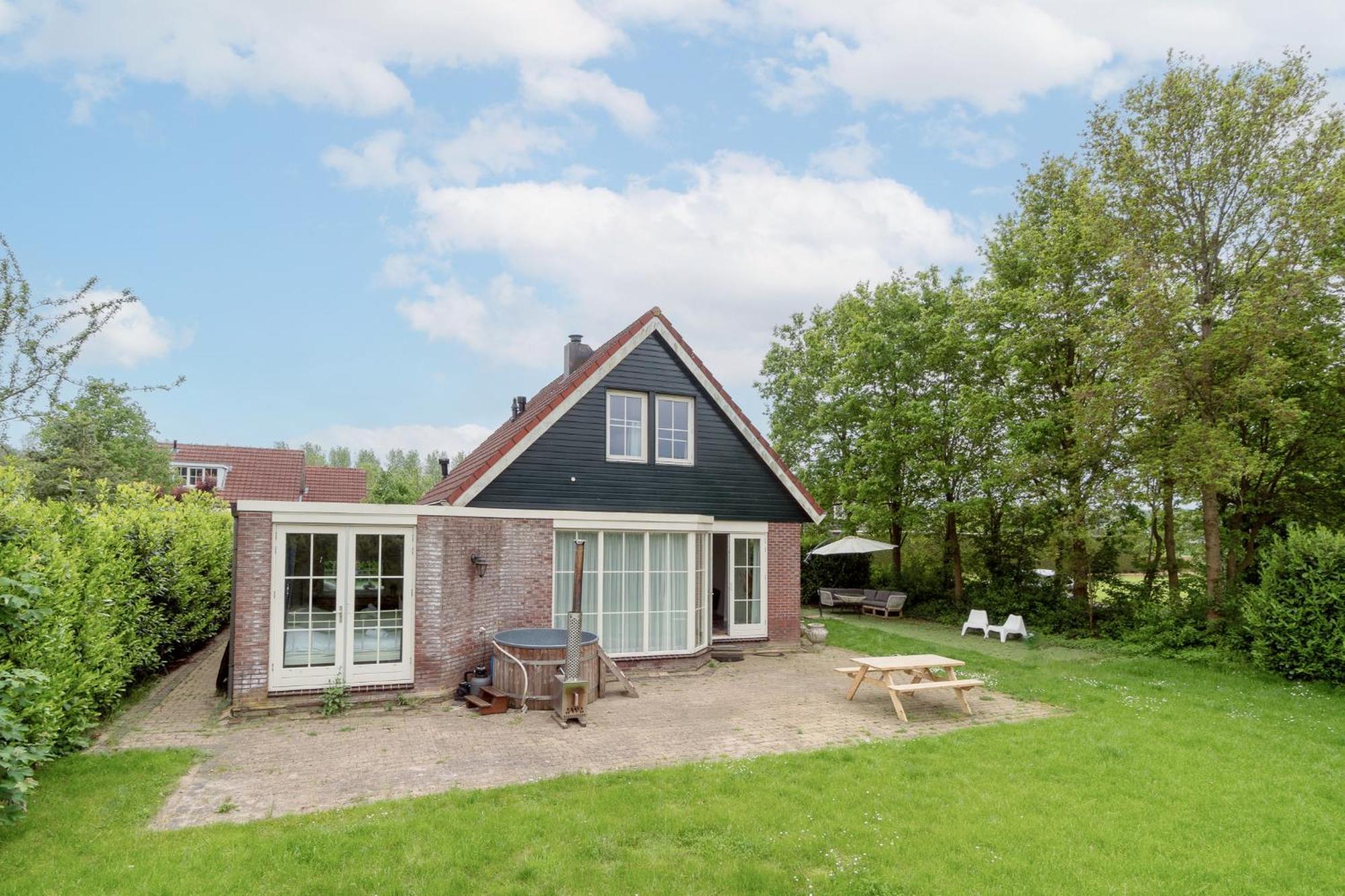 Comfort Villa For 8 People Zeewolde Eksteriør billede